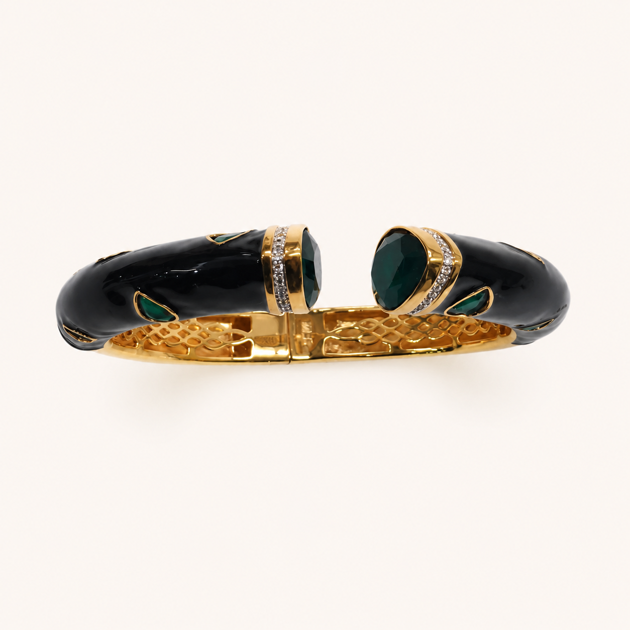 Black Lacquer Cuff - Emerald Stone