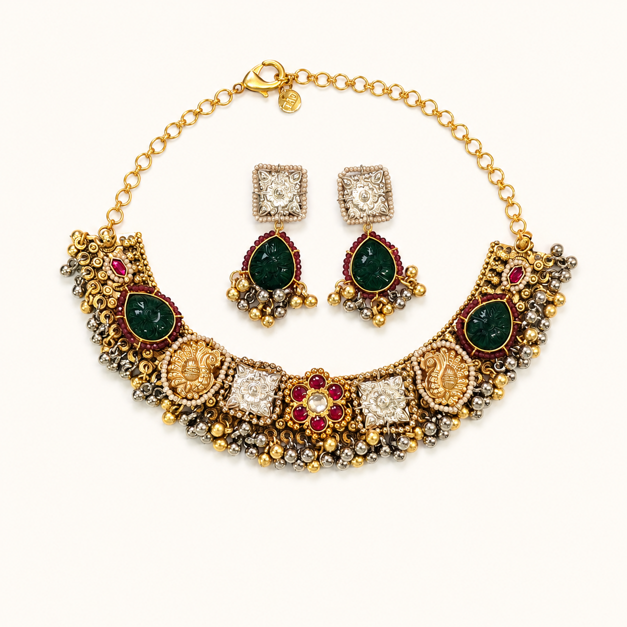 Noor Collection