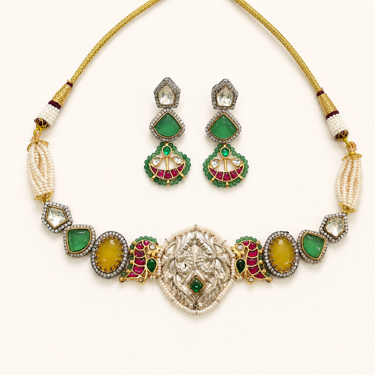 Noor Collection